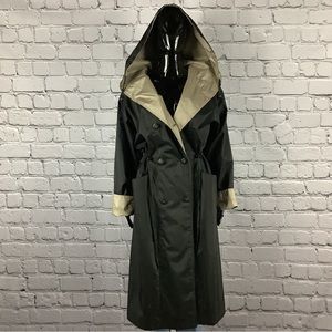 1980's Vintage Black Trench Coat with Metallic Lining for Gals | ONE SIZE